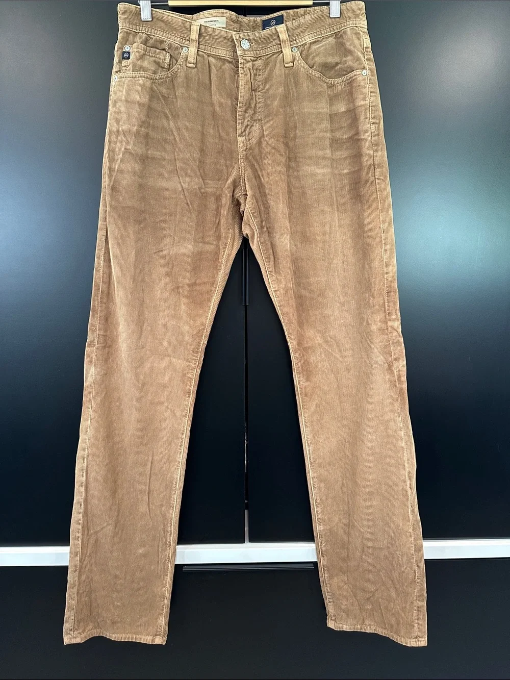 AG‎ Adriano Goldschmied The Graduate Tailored Leg Corduroy Pants Tan Brown 32